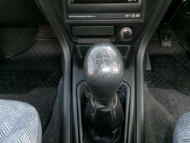 Mitsubishi PAJERO IO 2001-05 182063-7
