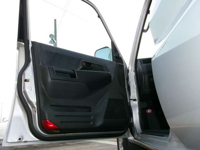 Mitsubishi PAJERO IO 2001-05 182063-14