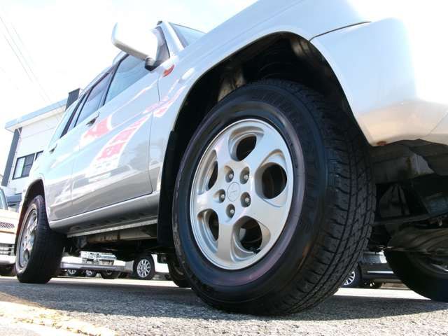 Mitsubishi PAJERO IO 2001-05 182063-6