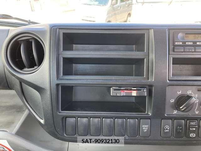 Hino DUTRO 2015-06 339048-18
