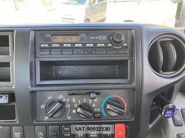 Hino DUTRO 2015-06 339048-19