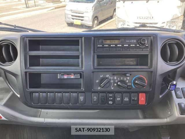 Hino DUTRO 2015-06 339048-17