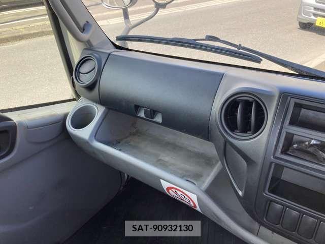Hino DUTRO 2015-06 339048-16