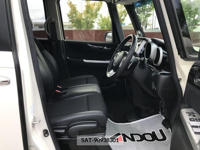 Honda N BOX CUSTOM 2015-08 306780-9