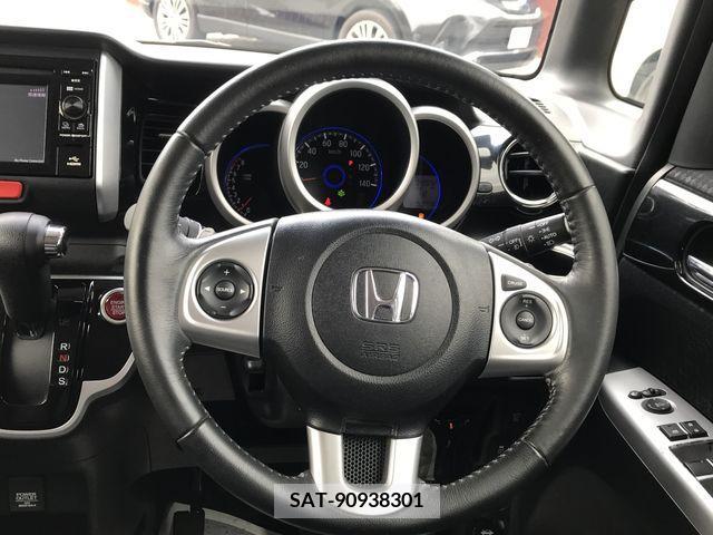 Honda N BOX CUSTOM 2015-08 306780-12
