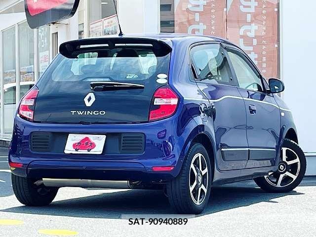 Renault TWINGO 2019-02 284087-2