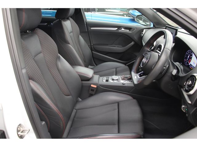 Audi S3 2018-02 2521-17