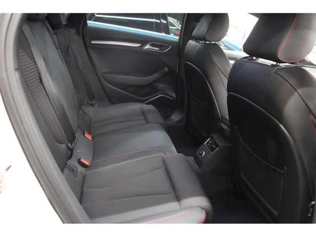 Audi S3 2018-02 2521-18