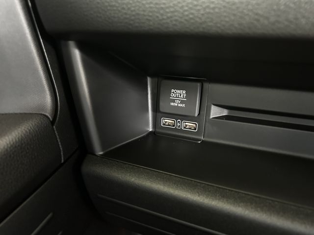 Honda N-VAN 2023-05 11657-21