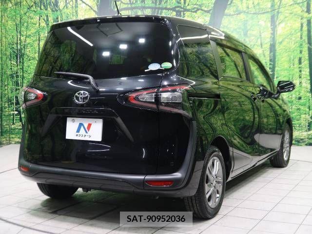 Toyota SIENTA 2018-07 221746-17