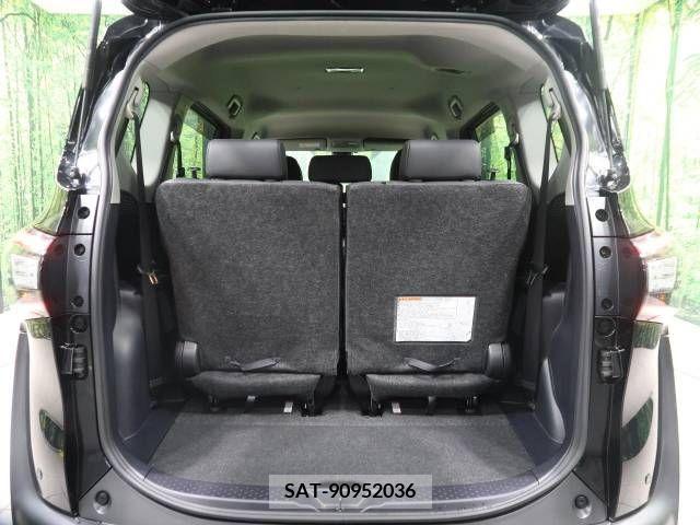 Toyota SIENTA 2018-07 221746-11