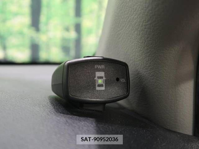 Toyota SIENTA 2018-07 221746-7