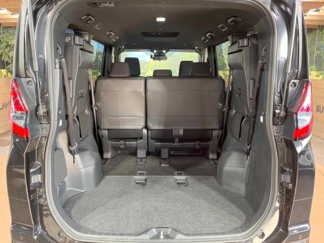 Toyota NOAH 2023-07 180809-10