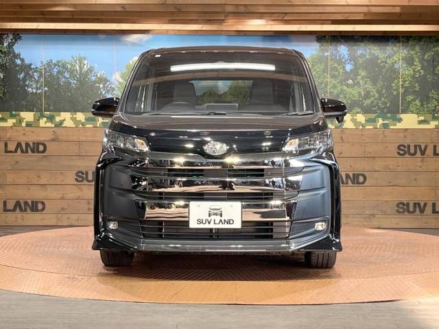 Toyota NOAH 2023-07 180809-13