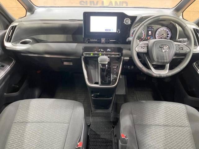Toyota NOAH 2023-07 180809-1