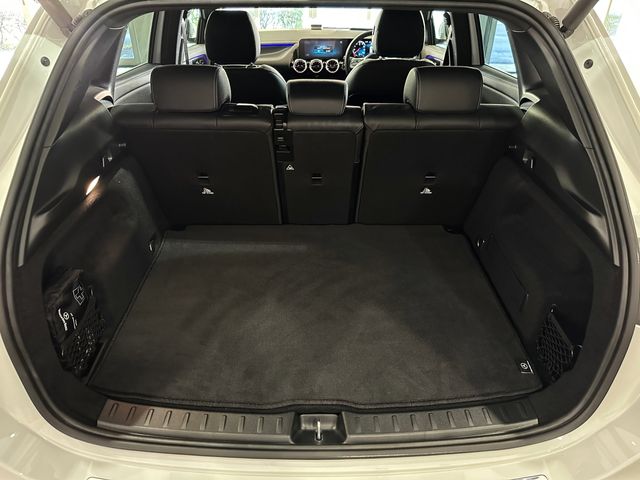 Mercedes Benz GLA-CLASS 2021-11 19161-18