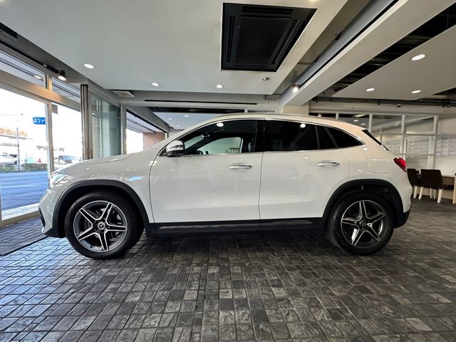 Mercedes Benz GLA-CLASS 2021-11 19161-3