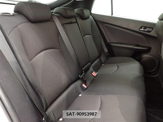 Toyota PRIUS 2021-11 366538-28