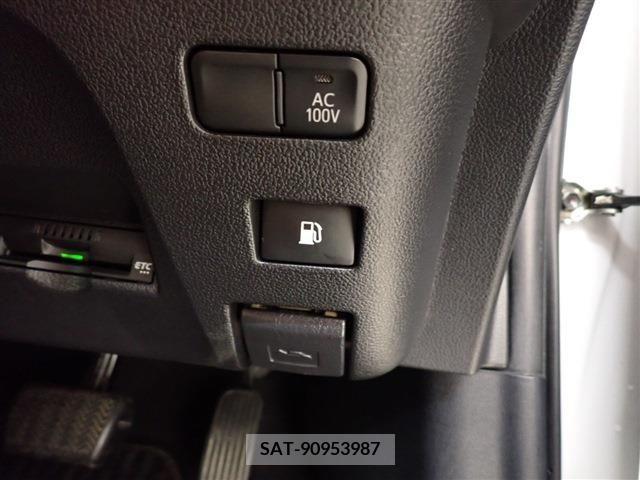 Toyota PRIUS 2021-11 366538-22