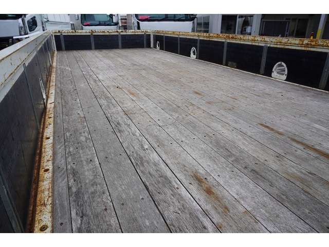 Isuzu FORWARD 2011-09 24930-19