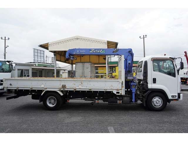 Isuzu FORWARD 2011-09 24930-4