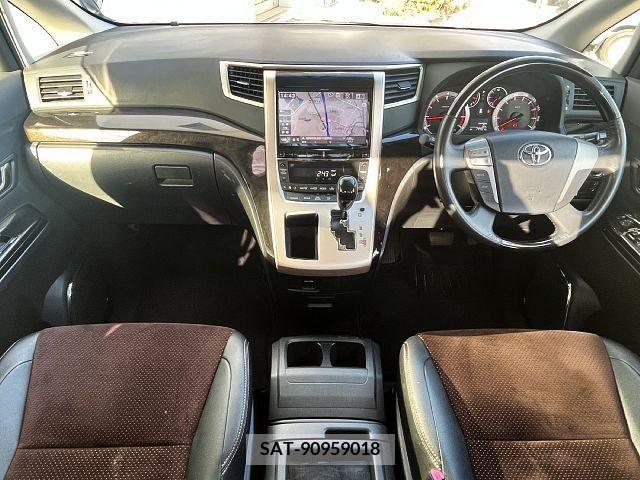 Toyota ALPHARD 2014-07 222575-1