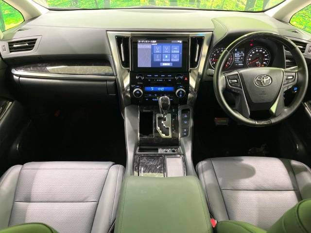 Toyota ALPHARD 2021-07 12618-1