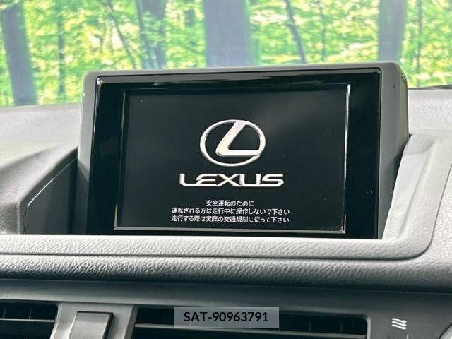 Lexus CT 2011-07 334252-2