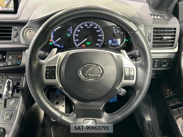 Lexus CT 2011-07 334252-11
