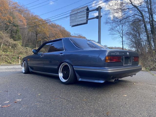 Nissan CIMA 1988-06 182139-4