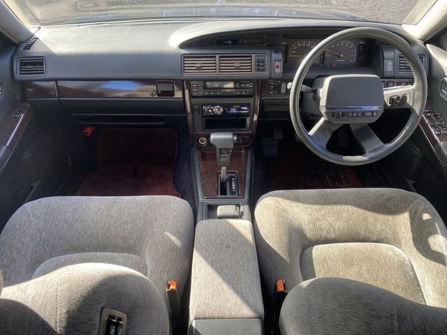 Nissan CIMA 1988-06 182139-18