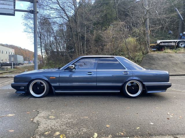 Nissan CIMA 1988-06 182139-6