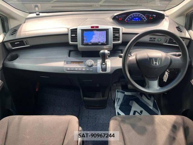 Honda FREED 2011-10 360528-1