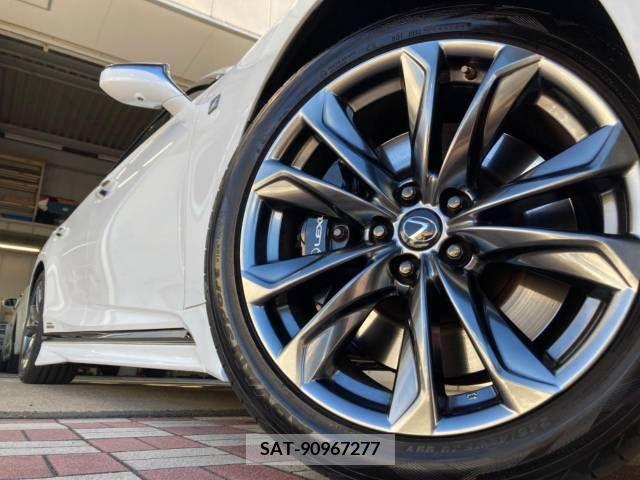 Lexus LS 2019-01 397116-13
