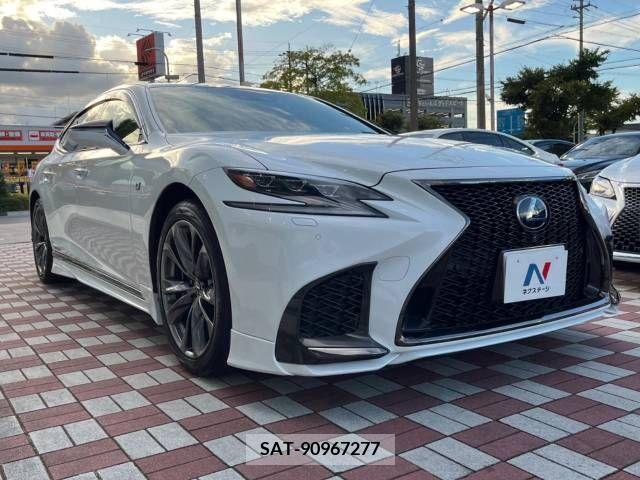 Lexus LS 2019-01 397116-17