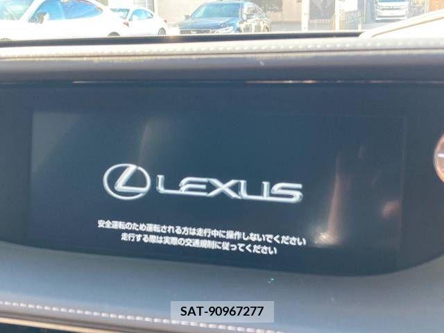 Lexus LS 2019-01 397116-7