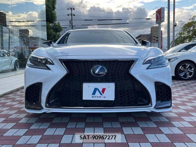 Lexus LS 2019-01 397116-16