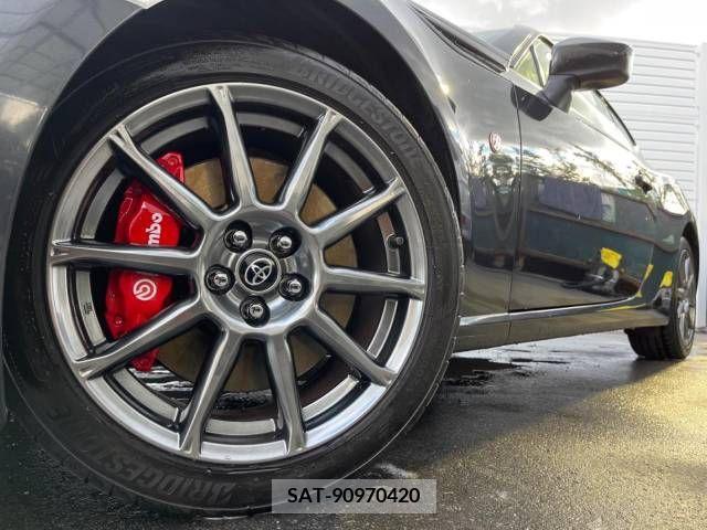 Toyota 86 2017-12 388926-12