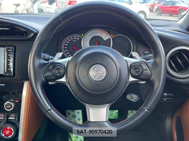 Toyota 86 2017-12 388926-11