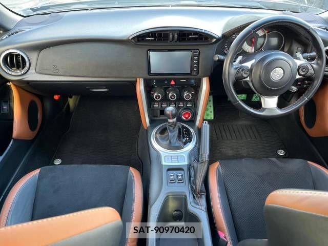 Toyota 86 2017-12 388926-1