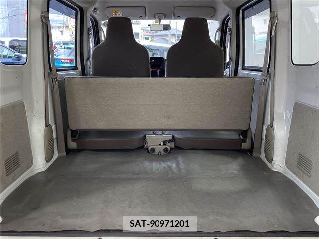 Suzuki EVERY 2018-04 269181-14
