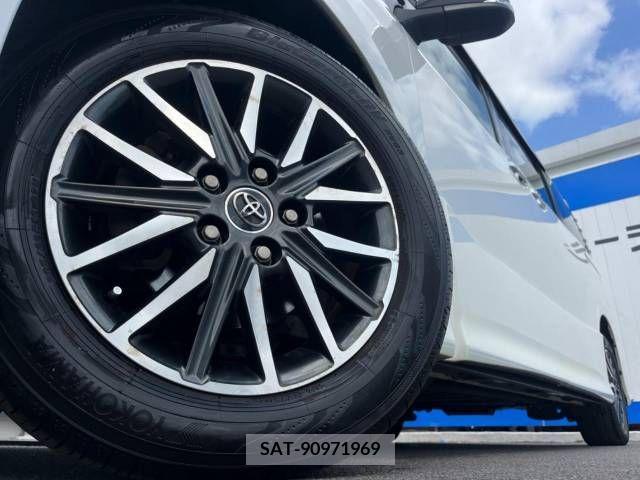 Toyota VOXY 2015-03 250834-13