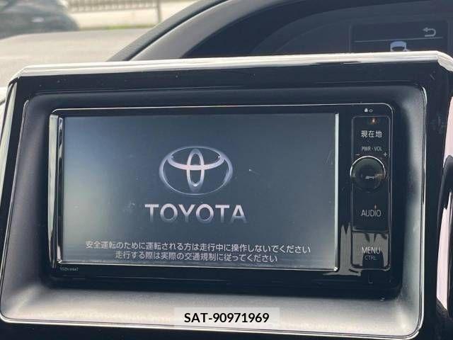Toyota VOXY 2015-03 250834-2