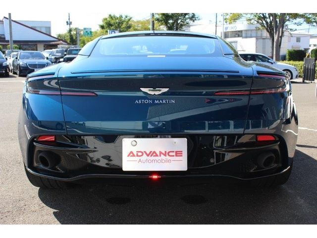 Aston Martin Aston Martin 2018-06 17556-10