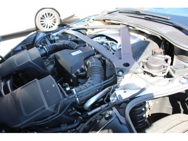 Aston Martin Aston Martin 2018-06 17556-8