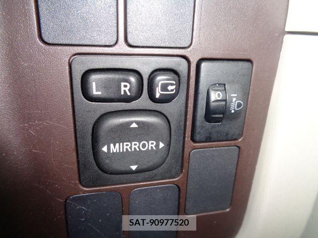 Toyota PASSO 2013-12 222952-18