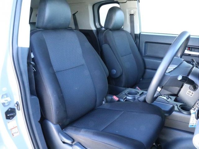 Toyota FJ CRUISER 2014-01 183228-3