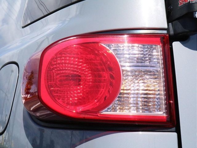 Toyota FJ CRUISER 2014-01 183228-12