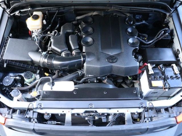 Toyota FJ CRUISER 2014-01 183228-9