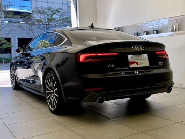 Audi A5 2017-09 23798-5